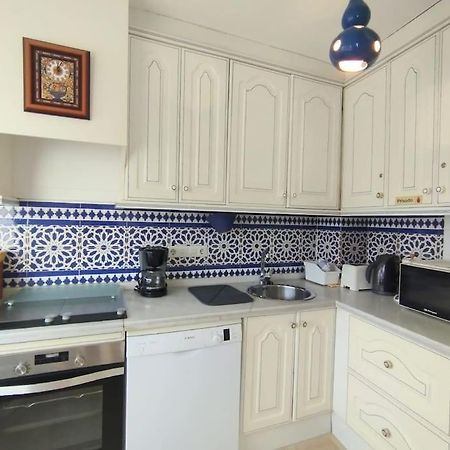 Beautiful 2 Bedroom In Calle Carabeo, Nerja Kültér fotó