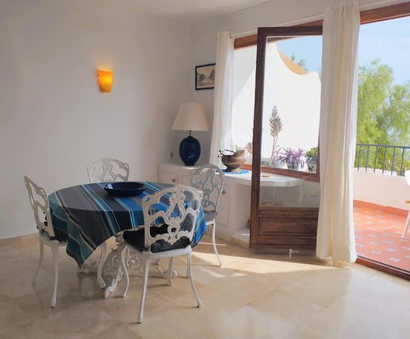Beautiful 2 Bedroom In Calle Carabeo, Nerja Kültér fotó