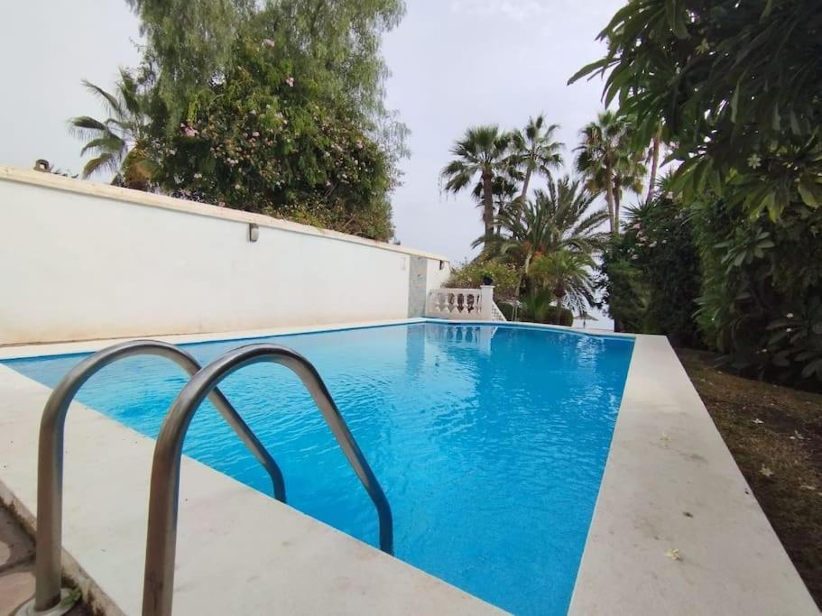 Beautiful 2 Bedroom In Calle Carabeo, Nerja Kültér fotó